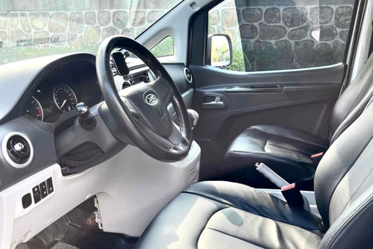 Used JAC Refine M3 2023 1.8L 5-Seater Classic Edition