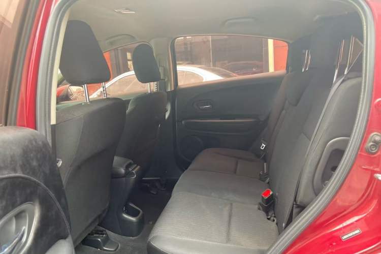 Used Honda Vezel 2015 1.5L CVT two-wheel drive Comfort trim
