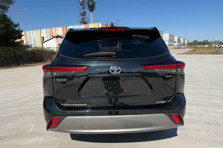 Used Toyota Highlander 2024 2.5L Smart Electric Hybrid Dual-Engine Four-Wheel Drive Prestige Version – 7 Seats Trunk