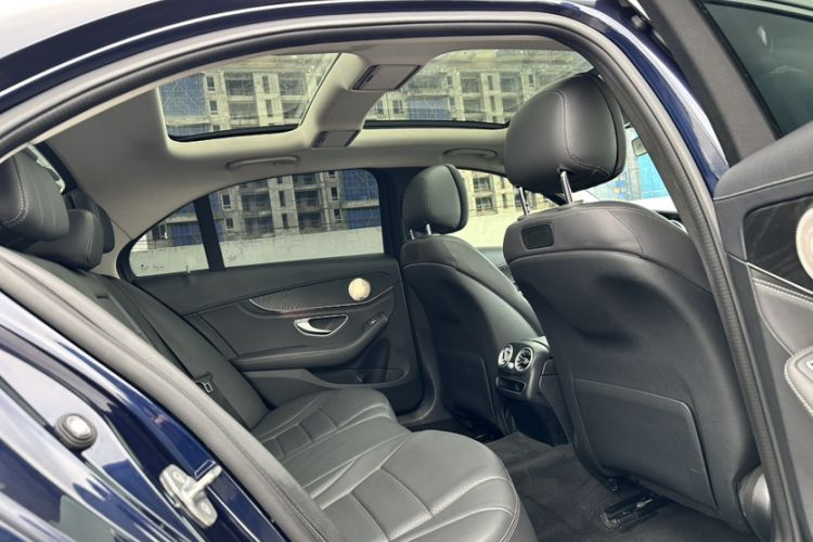 Used Mercedes-Benz C-Class 2019 C 260 L Sport Edition Interior 2