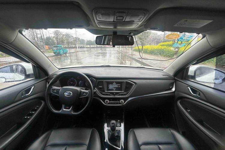 Used Land X2 2017 1.6L Manual Sharp Edition
