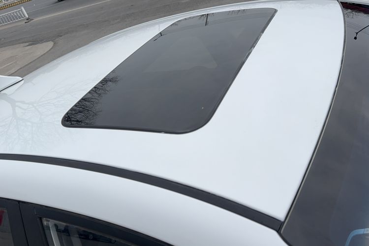 Used Hyundai Elantra (6th Generation / Lingdong) 2016 1.6L Automatic ZhiXuan – Elite Version Roof