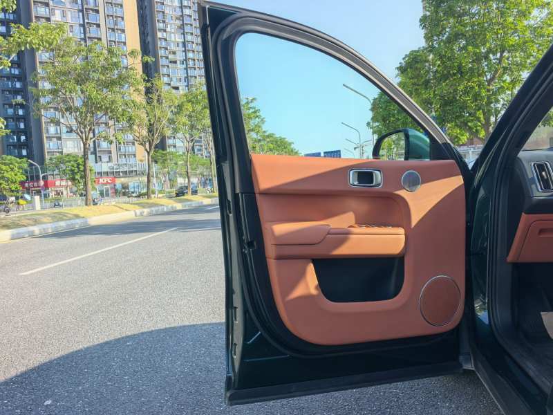 Used Li Auto L8 2023 Max model — 35