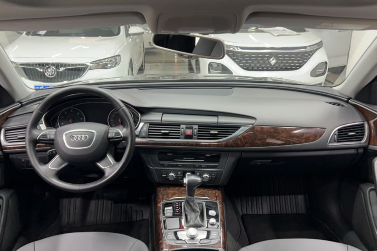 Used Audi A6L 2014 30 FSI Technology Model Interior 4