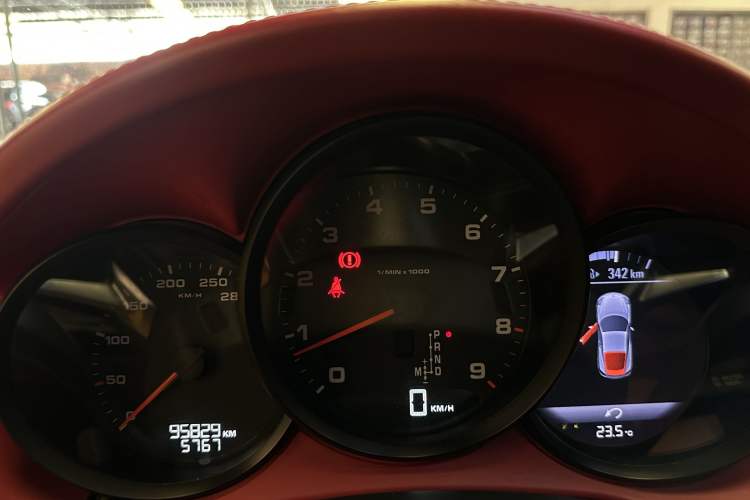 Used Porsche Cayman 2013 Cayman 2.7L
