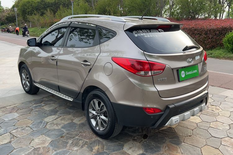 Used Hyundai ix35 2015 2.0L Automatic 2WD Comfort Edition China V Standard Exterior 1