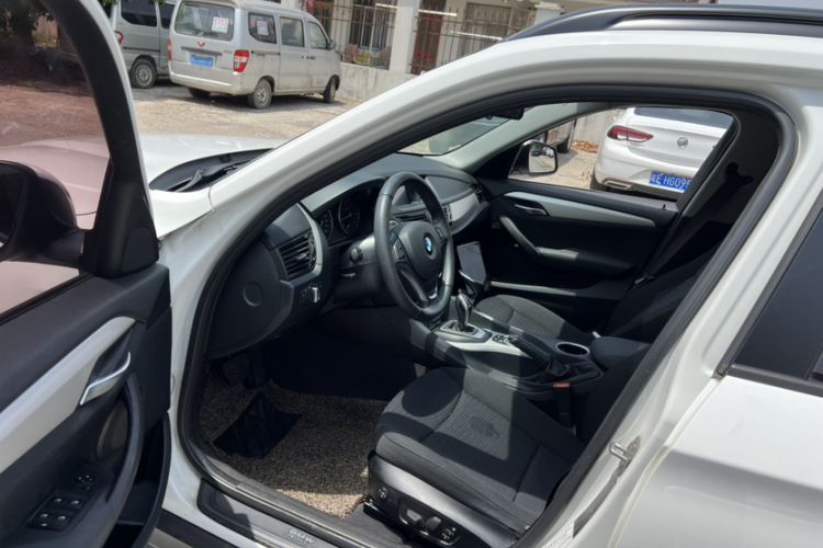 Used BMW X1 2014 sDrive18i Fashion Model
