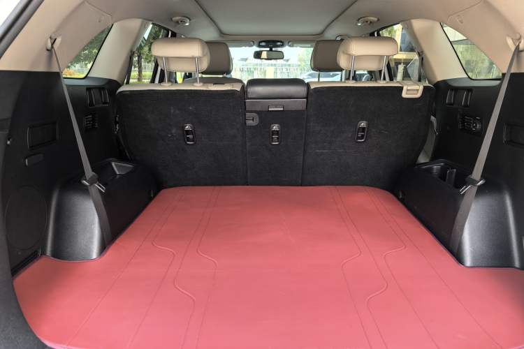 Used Kia Sorento 2015 Sorento L 2.2T Diesel 4WD Elite Edition 7 Seats China IV Standard Trunk