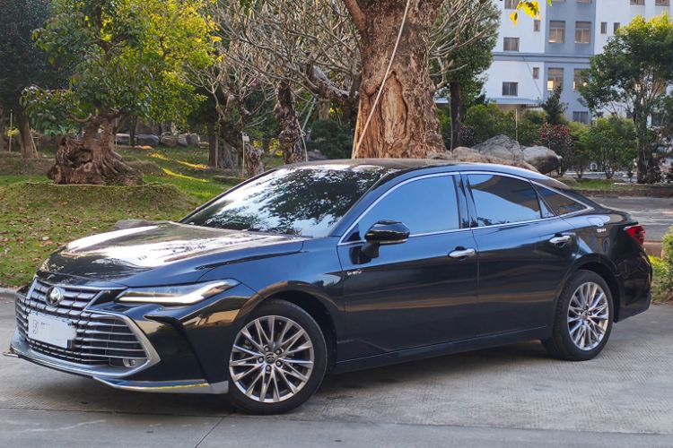 Used Toyota Avalon 2024 Dual-Motor 2.0L Luxury Edition