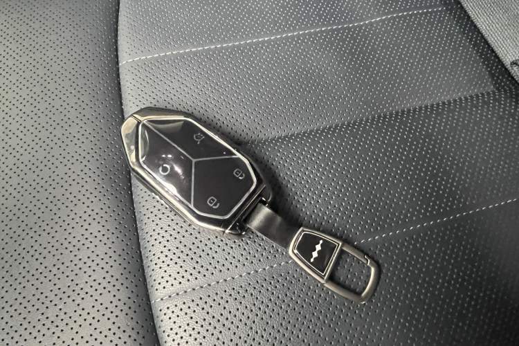 Used Formula Leopard Tai 7 2025 Model 135 km Two-Wheel Drive Pro Edition