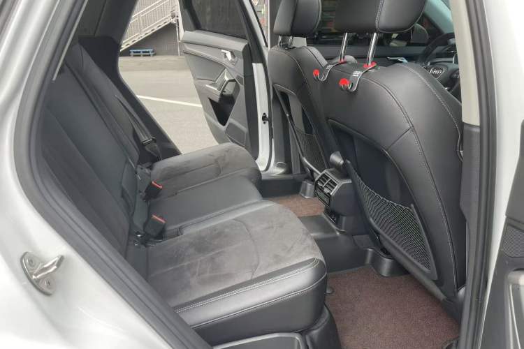 Used Audi Q3 2023 35 TFSI Fashion Dynamic Model (1.4T) Interior 6