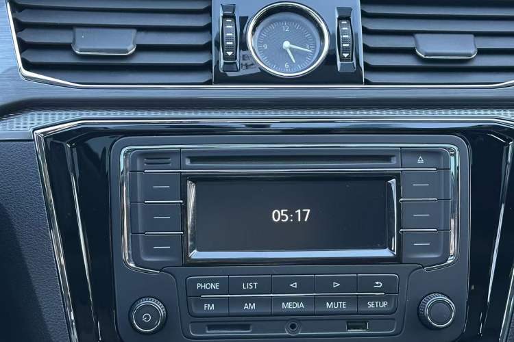 Used Volkswagen Passat 2016 1.8T Government Procurement Version (CEA Engine + 6AT)
