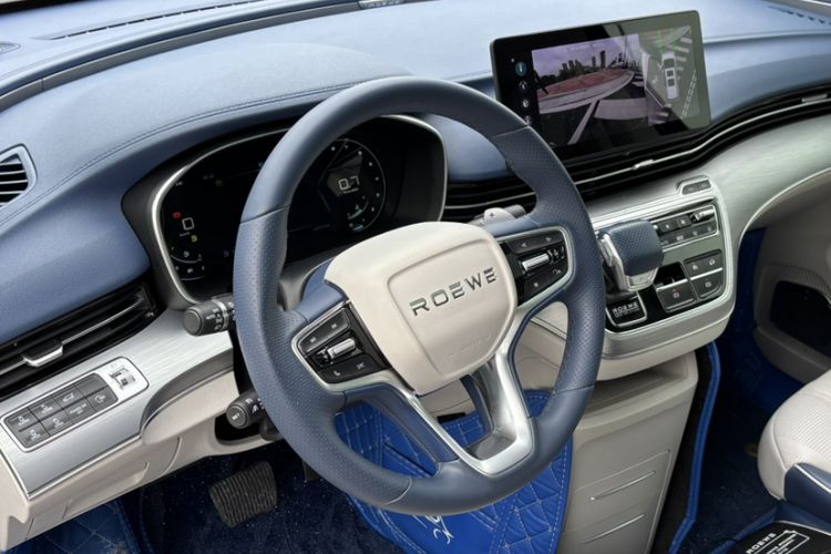 Used Roewe iMAX8 2022 400TGI Prestige Edition
