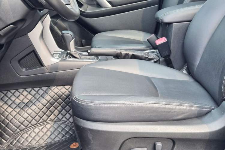 Used Subaru Forester 2013 2.5i Automatic Luxury Edition
