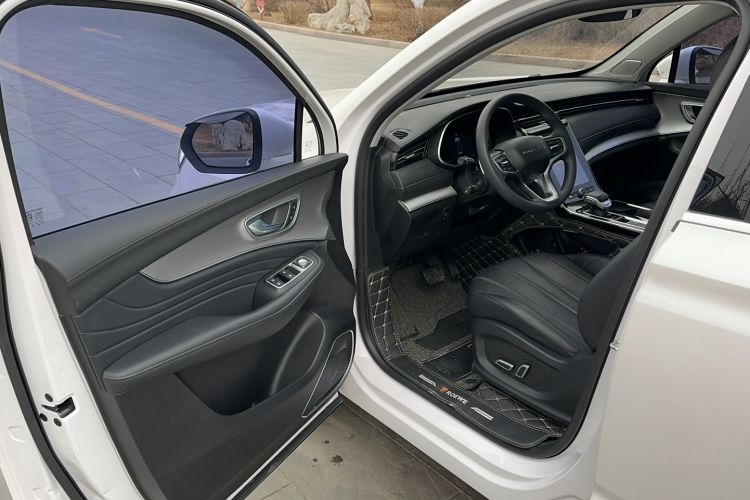 Used Roewe RX5 MAX 2019 300TGI Automatic 4G Connect Luxury Edition
