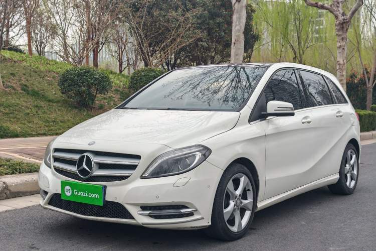 Used Mercedes-Benz B-Class 2012 B 200 Exterior 1