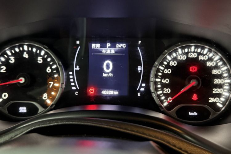 Used Jeep Renegade 2018 Connected Large Screen Version 180T Automatic High-Energy Edition