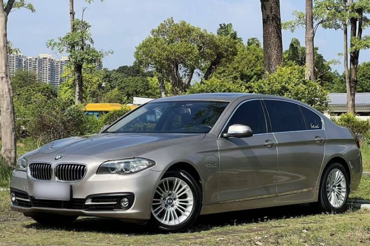 Used BMW 5 Series 2014 525Li Leading Model

