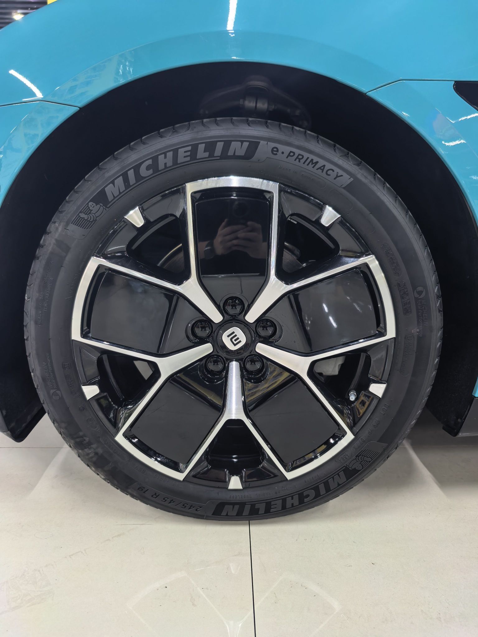 Xiaomi Auto SU7 2024 Rear-Drive Long-Range Intelligent Driving Version — снимка 17
