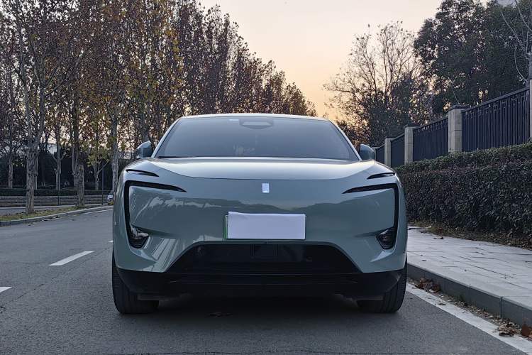 Used Avatr 11 2023 Ultra-Long Range Single-Motor Version 4 Seats
