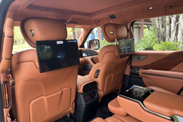 Used Yangwang U8 2023 Luxury Edition
