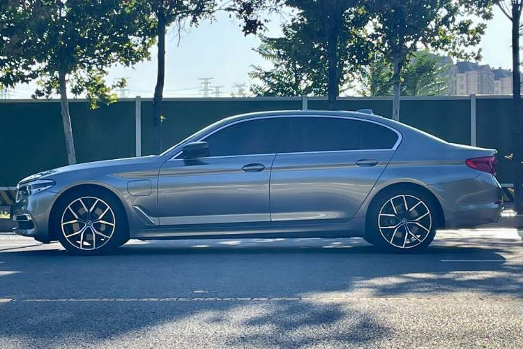 Used BMW 5 Series New Energy 2020 Mileage Upgrade Version 530Le Luxury Package