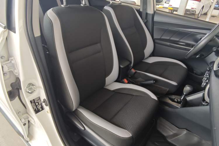 Used Toyota YARiS L Zhi Xuan 2022 X-Trail 1.5L CVT Leading PLUS Edition
