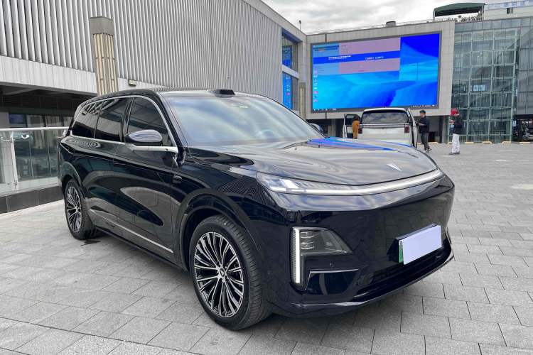 Used Deepal S09 2025 Four-Wheel Drive Ultra+ Custom Edition
