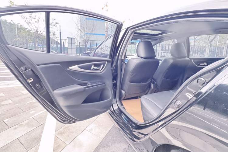 Used Honda Crider 2016 1.8L CVT Leading Edition
