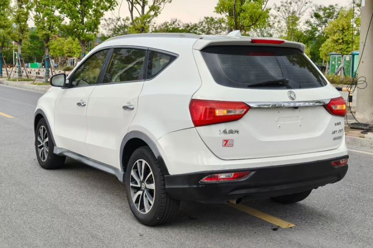 Used Dongfeng Fengon 580 2016 Revised Version 1.5T CVT Luxury Edition Exterior 3