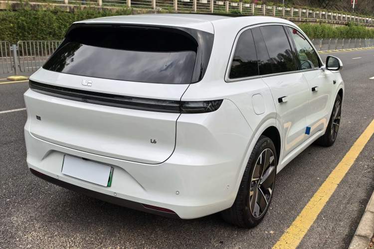 Used Li Auto L6 2025 Pro Smart Refresh Edition Exterior 8