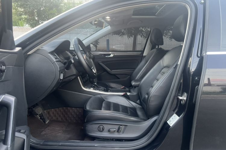 Used Volkswagen Passat 2017 330TSI DSG Luxury Edition