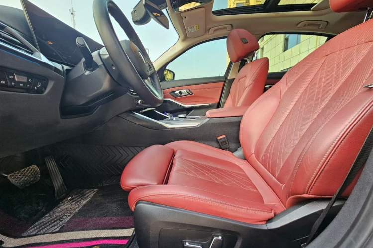 Used BMW i3 2022 eDrive 35 L
