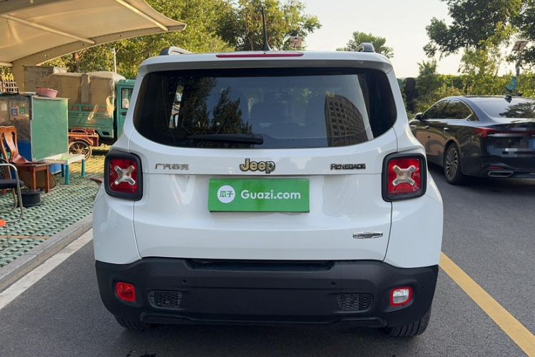 Used Jeep Renegade 2018 Connected Large Screen Version 180T Automatic High-Energy Edition