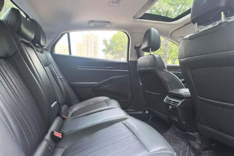 Used Ford Mondeo 2025 2.0T EcoBoost Luxury Version
