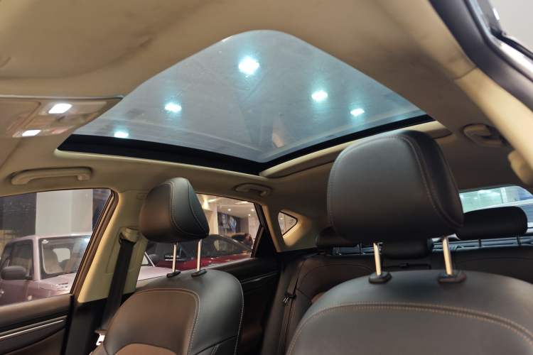 Used Geely Auto Emgrand GS 2017 Sport Edition 1.3T Automatic Smart Connectivity Model Interior 1