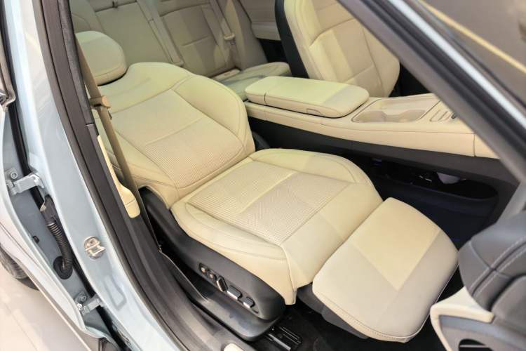 Used Nio ES6 2024 75 kWh
