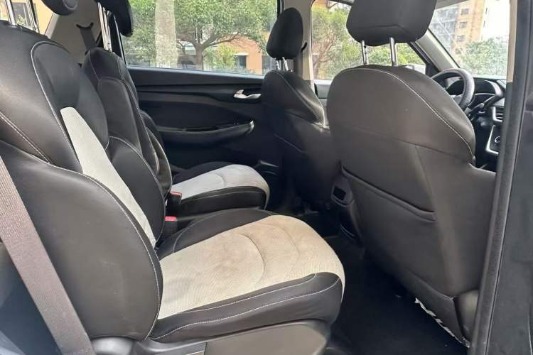 Used Wuling Hongguang S3 2018 1.5L Manual Standard Version China V Standard