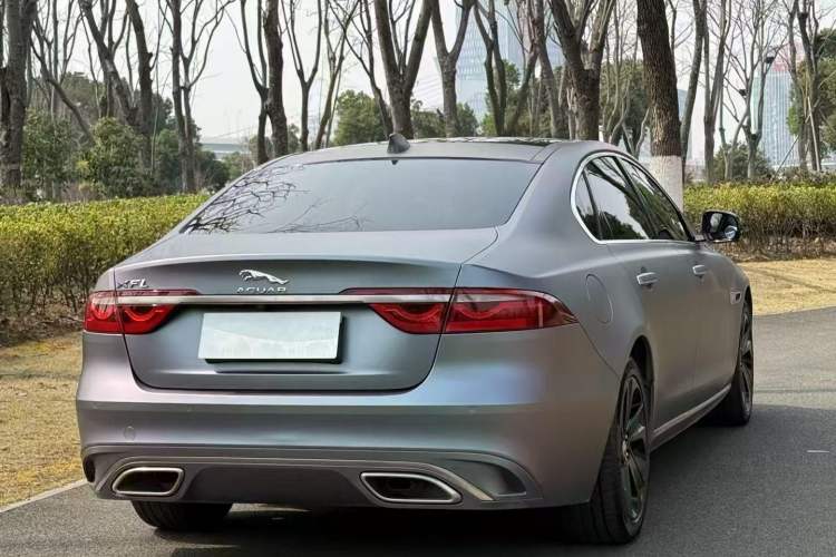 Used Jaguar XFL 2021 XFL 2.0T P200 Two-Wheel-Drive Elite Luxury Edition Exterior 3