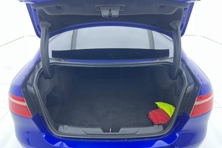 Used Jaguar XEL 2019 2.0T 200 PS Luxury Edition
