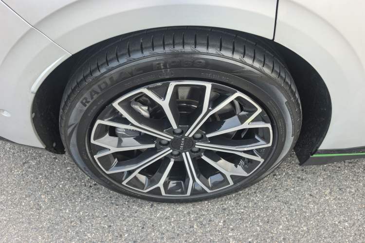 Used Zeekr 007 2024 Four-Wheel Drive Intelligent Driving Version 75 kWh