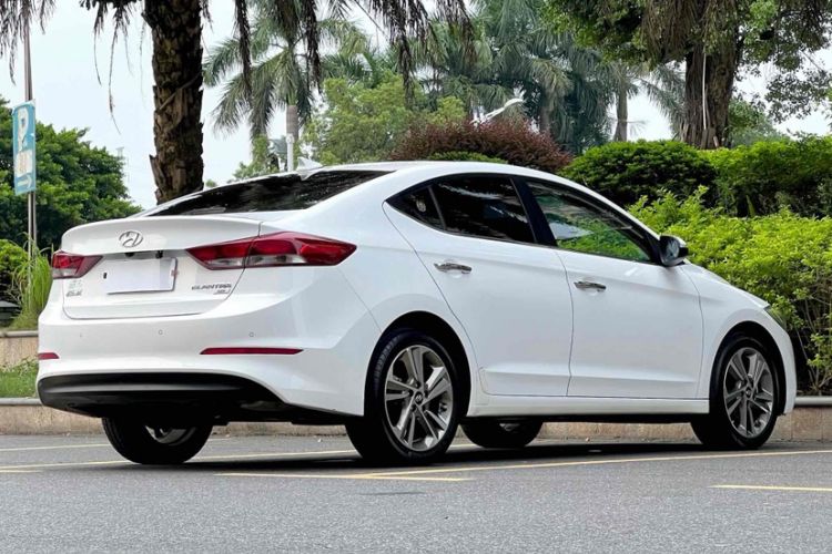 Used Hyundai Elantra (6th Generation / Lingdong) 2016 1.6L Automatic ZhiXuan – Elite Version