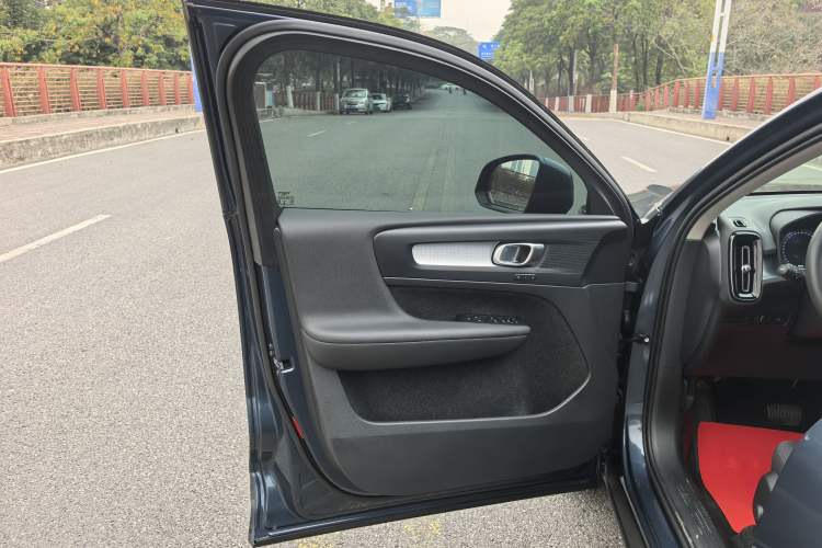 Used Volvo XC40 2022 T3 Smart Fashion Edition