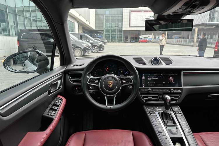 Used Porsche Macan 2018 Macan 2.0T