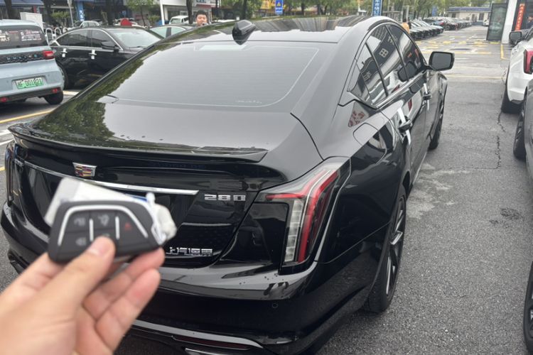 Used Cadillac CT5 2022 28T Platinum Edition Exterior 4