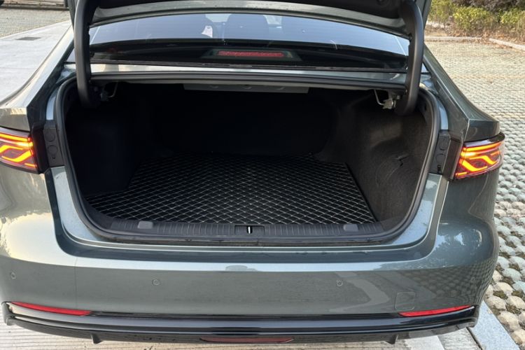 Used Chery Fengyun A8L 2025 1.5 TGDI 145 km Luxury Version