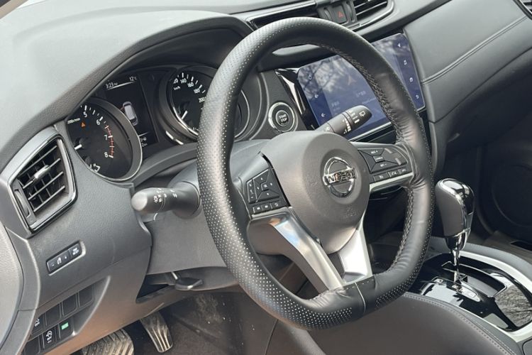 Used Nissan X-Trail 2020 2.0L XL ITS CVT 2WD SmartConnect Comfort Edition Steering Wheel