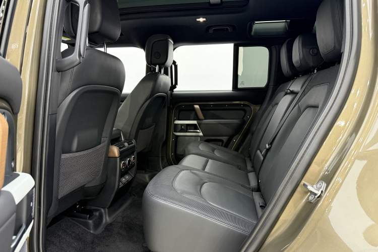 Used Land Rover Defender 2023 110 3.0T P400 X-DYNAMIC HSE