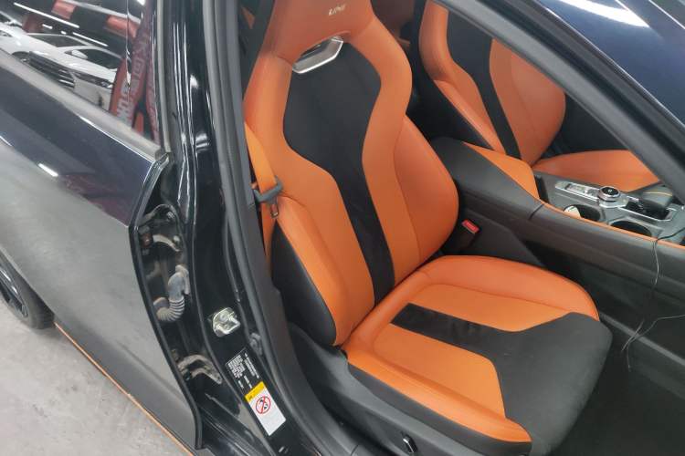 Used Changan UNI-V 2023 1.5T Sport Edition
