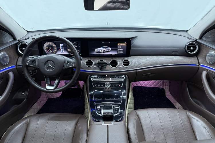 Used Mercedes-Benz E-Class 2016 E 300 L Luxury Model Interior 2
